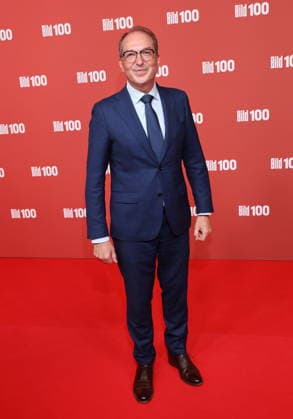 08.09.2026, Alexander Dobrindt auf dem Roten Teppich zu BILD100 2026, Axel-Springer-Neubau, Berlin, Berlin