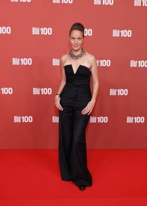 08.09.2026, Jeanette Hain auf dem Roten Teppich zu BILD100 2026, Axel-Springer-Neubau, Berlin, Berlin