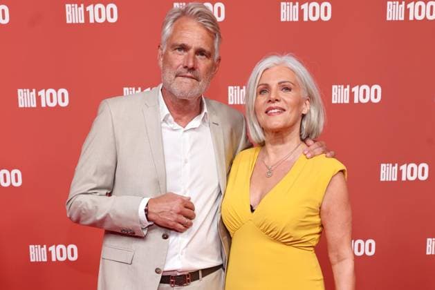 08.09.2026, Frank Spothelfer, Birgit Schrowange auf dem Roten Teppich zu BILD100 2026, Axel-Springer-Neubau, Berlin, Berlin