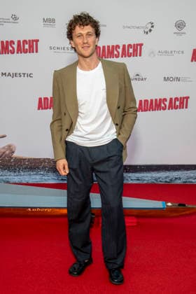 ABB ADAMSACHT- Artjom Gilz zu Gast auf dem roten Teppich bei der Berlin Premiere des Kino Films Adams Acht Im Kino Zoo Palast am 08.09.2026 in Berlin Berlin Deutschland