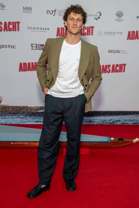 ABB ADAMSACHT- Artjom Gilz zu Gast auf dem roten Teppich bei der Berlin Premiere des Kino Films Adams Acht Im Kino Zoo Palast am 08.09.2026 in Berlin Berlin Deutschland