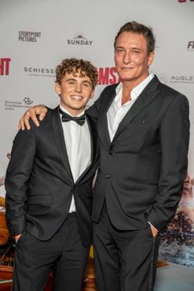 ABB ADAMSACHT- Vito Wiesner und Oliver Masucci Vater und Sohn zu Gast auf dem roten Teppich bei der Berlin Premiere des Kino Films Adams Acht Im Kino Zoo Palast am 08.09.2026 in Berlin Berlin Deutschland