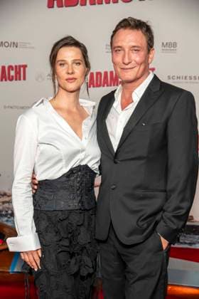 ABB ADAMSACHT- Katrin Roever und Oliver Masucci zu Gast auf dem roten Teppich bei der Berlin Premiere des Kino Films Adams Acht Im Kino Zoo Palast am 08.09.2026 in Berlin Berlin Deutschland