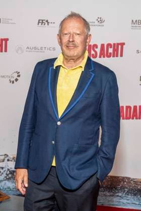 ABB ADAMSACHT- Axel Milberg zu Gast auf dem roten Teppich bei der Berlin Premiere des Kino Films Adams Acht Im Kino Zoo Palast am 08.09.2026 in Berlin Berlin Deutschland