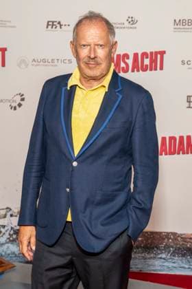 ABB ADAMSACHT- Axel Milberg zu Gast auf dem roten Teppich bei der Berlin Premiere des Kino Films Adams Acht Im Kino Zoo Palast am 08.09.2026 in Berlin Berlin Deutschland