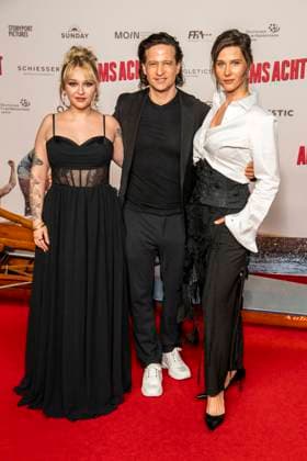 ABB ADAMSACHT- Paula Stellar, Karim Sebastian Elias und Katrin Roever zu Gast auf dem roten Teppich bei der Berlin Premiere des Kino Films Adams Acht Im Kino Zoo Palast am 08.09.2026 in Berlin Berlin Deutschland