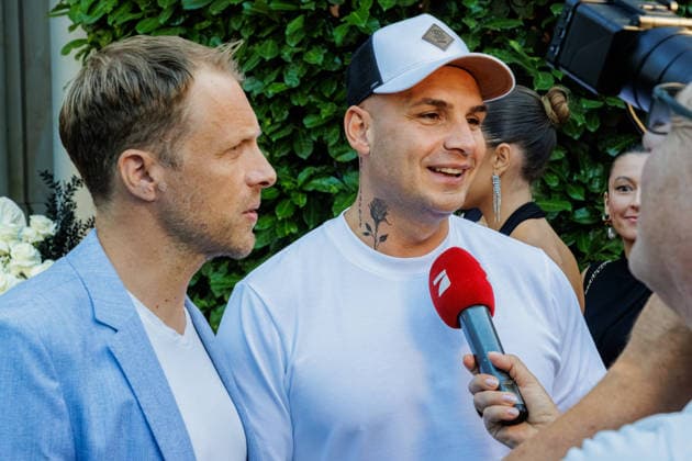 08.09.2026. Bonn. (l-r) Patchworkboys - Oliver Pocher und Pietro Lombardi beim Private Summer Gathering by One Luxury in der Villa Stella Rheni in Bonn. Bonn Villa Stella Rheni Nordrhein-Westfalen Deutschland