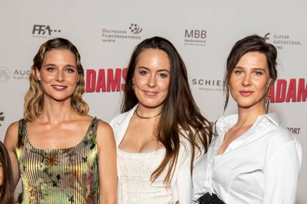ABB ADAMSACHT- Katrin Kaspar, Svenja Jung und Katrin Roever zu Gast auf dem roten Teppich bei der Berlin Premiere des Kino Films Adams Acht Im Kino Zoo Palast am 08.09.2026 in Berlin Berlin Deutschland