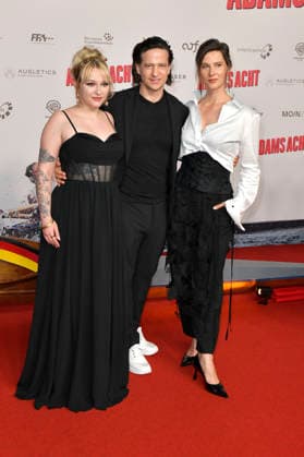 Paula Stellar, Karim Sebastian Elias und Katrin Röver bei der Premiere des Kinofilms Adams Acht im Zoo Palast. Berlin, 08.09.2026