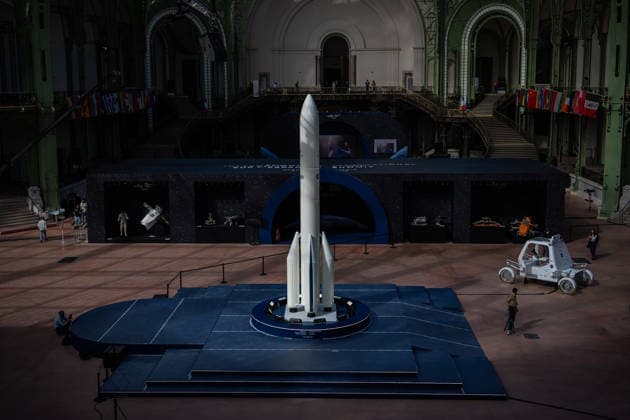 International Space Summit in Paris Aurelien Morissard MAXPPP MAXPPP Paris Sept. 9, 2026 A miniature model of an ESA-Arianespace rocket is on display at the Grand Palais ahead of the opening of a two-day International Space Summit in Paris, France, on Wednesday, September 9, 2026. Aurelien Morissard MAXPPP Paris, France  Copyright: xMAXPPPxAurelienxMorissard MAXPPPx MOR202609099836 MOR202609099836