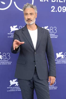 Taika Waititi beim Photocall zum Kinofilm Place to Be auf der Biennale di Venezia 2026 83. Internationale Filmfestspiele von Venedig im Palazzo del Casino. Venedig, 09.09.2026