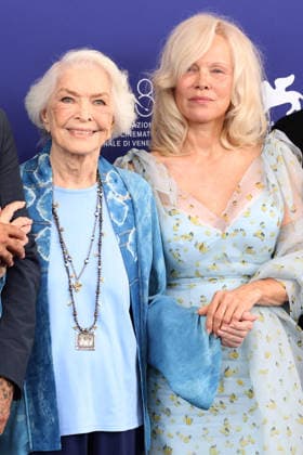 Ellen Burstyn und Pamela Anderson beim Photocall zum Kinofilm Place to Be auf der Biennale di Venezia 2026 83. Internationale Filmfestspiele von Venedig im Palazzo del Casino. Venedig, 09.09.2026