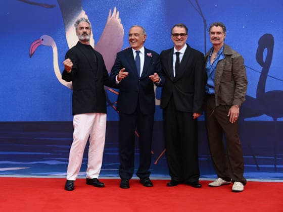 IPA88318657 - Venice, 83rd Venice International Film Festival 2026 - Night 8. Red Carpet for the film Place To Be. Attendees included Taika Waititi, Alberto Barbera, Director KornÃ l Mundruczo, and Murray Bartlett  Copyright: xAlbertoxTerenghix xPoolxPhotoxEventsx08x IPA88318657
