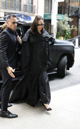**VIDEO AVAILABLE. CONTACT PHOTODESK@INSTARIMAGES.COM TO RECEIVE.** Gal Gadot arrives at a New York hotel after appearing on the Today show at the NBC Studios Featuring: Gal Gadot Where: New York City, New York, United States When: 09 Sep 2026 Credit: Jairo Pastoressa INSTARimages EDITORIAL USE ONLY. NOT FOR USE BY NEWSPAPERS BASED IN THE UK. Copyright: xx instar56000135