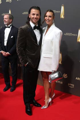 Ricardo Basile und Laura Wontorra bei der Verleihung vom Deutschen Fernsehpreis am 9.09.2026 in Koeln Ricardo Basile and Laura Wontorra arrive for the annual German Television Awards (Deutscher Fernsehpreis) at Confex-Center on September 09, 2026 in Cologne, Germany Deutscher Fernsehpreis Verleihung 2026 in Koeln