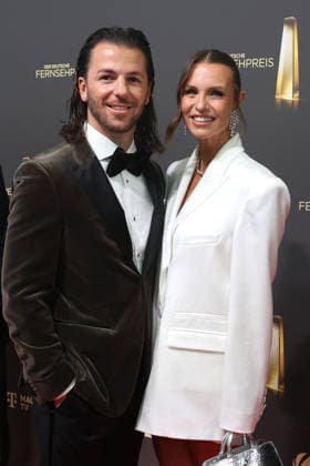 Ricardo Basile und Laura Wontorra bei der Verleihung vom Deutschen Fernsehpreis am 9.09.2026 in Koeln Ricardo Basile and Laura Wontorra arrive for the annual German Television Awards (Deutscher Fernsehpreis) at Confex-Center on September 09, 2026 in Cologne, Germany Deutscher Fernsehpreis Verleihung 2026 in Koeln