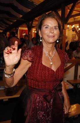 09.09.2026 xhpx Frankfurt am Main, Eröffnung Frankfurter Oktoberfest 2026 Oktoberfest Botschafterin Claudia Elisabeth Obert Unternehmerin und Reality-TV-Teilnehmerin.