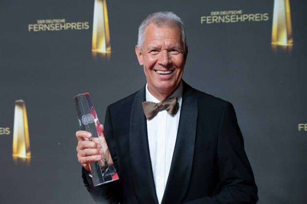 Entertainment Bilder des Tages #2 Moderator Peter KLOEPPEL erhaelt den Deutschen Fernsehpreis fuer sein Lebenswerk Verleihung des Deutschen Fernsehpreises, Der Deutsche Fernsehpreis 2026, Deutscher Fernsehpreis 2026 im Confex Koeln, am 09.09.2025.