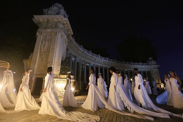 September 9, 2026: September 9, 2026 (Madrid) Parade on the occasion of the World Fashion Week in Madrid by the designer Silvia Fernandez in the vicinity of the Monument of Alfonso XII in the heart of the Retiro Garden of the capital of Spain. - ZUMAc161 20260909_zap_c161_011 Copyright: xLorenzoxCarnerox