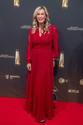 Birgit von BENTZEL, Moderatorin, Roter Teppich, Red Carpet Show, Ankunft, arrival, Verleihung des Deutschen Fernsehpreises, Der Deutsche Fernsehpreis 2026, Deutscher Fernsehpreis 2026 im Confex Koeln, am 09.09.2025.