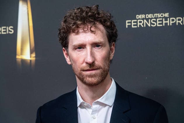 Luis KLAMROTH, Moderator, Roter Teppich, Red Carpet Show, Ankunft, arrival, Verleihung des Deutschen Fernsehpreises, Der Deutsche Fernsehpreis 2026, Deutscher Fernsehpreis 2026 im Confex Koeln, am 09.09.2025.