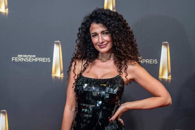 Marwa ELDESSOUKY, Moderatorin Roter Teppich, Red Carpet Show, Ankunft, arrival, Verleihung des Deutschen Fernsehpreises, Der Deutsche Fernsehpreis 2026, Deutscher Fernsehpreis 2026 im Confex Koeln, am 09.09.2025.