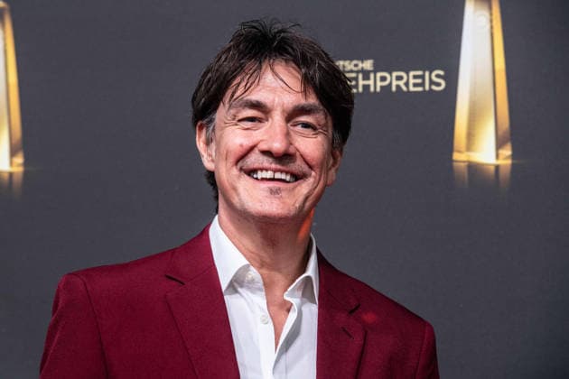 Matthias Matze KNOP, Comedian, Roter Teppich, Red Carpet Show, Ankunft, arrival, Verleihung des Deutschen Fernsehpreises, Der Deutsche Fernsehpreis 2026, Deutscher Fernsehpreis 2026 im Confex Koeln, am 09.09.2025.