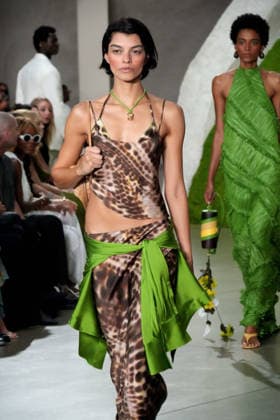September 9, 2026, New York, Ny, USA: Cult Gaia Fashion Show,.The Gilder Center at the American Museum of Natural History, NYC.September 9, 2026. New York USA - ZUMAms4_ 20260909_faf_ms4_026 Copyright: xSoniaxMoskowitzxGordonx