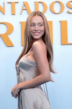 Spanish actress Ester Exposito, Kylian Mbappé s girlfriend, attends the premiere of her latest movie, Enfrentados Marfil, at the Complejo Azca in Madrid on September 9, 2026, in Madrid, Spain.  Copyright: xLALOxYASKYx xBESTIMAGExLALOxYASKYx xBESTIMAGEx