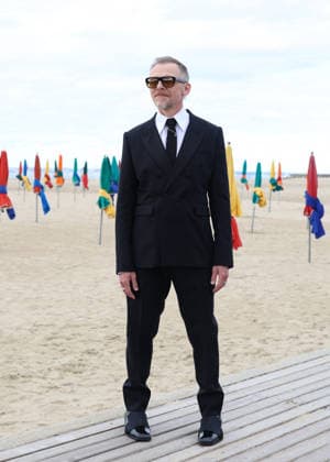 Simon Pegg at the photocall for the film *Only What We Carry* during the 52nd edition of the Deauville American Film Festival on September 9, 2026. Denis Guignebourg, Bestimage. Photocall for the film *Only What We Carry* at the 52nd edition of the Deauville American Film Festival on September 9, 2026, Deauville, France  Copyright: xDenisxGuignebourgx xBestimagexDenisxGuignebourgx xBestimagex