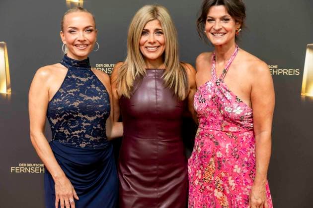 ABB FERNSEHPREIS- Janin Ullmann, Schauspielerin, Panagiota Petridou, Moderatorin, Marlene Lufen zu Gast auf dem roten Teppich bei der Gala zr verleihung des Der Deutsche Fernsehpreis 2026 iim Confex Center am 09.09.2026 in Koeln NRW Deutschland