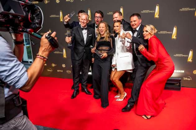 ABB FERNSEHPREIS- Johannes B. Kerner Laura Wontorra Preistraeger mit dem Fernsehpreis zu Gast auf dem roten Teppich bei der Gala zr verleihung des Der Deutsche Fernsehpreis 2026 iim Confex Center am 09.09.2026 in Koeln NRW Deutschland