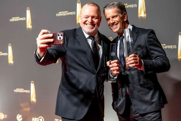 ABB FERNSEHPREIS- Stefan Raab Markus Lanz Preistraeger mit dem Fernsehpreis zu Gast auf dem roten Teppich bei der Gala zr verleihung des Der Deutsche Fernsehpreis 2026 iim Confex Center am 09.09.2026 in Koeln NRW Deutschland