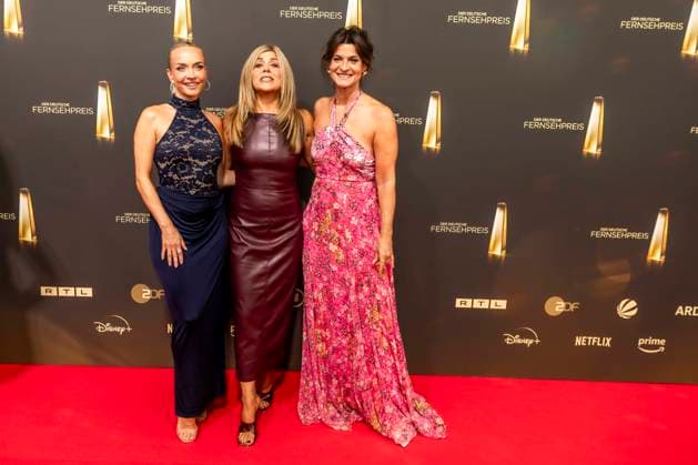 ABB FERNSEHPREIS- Janin Ullmann, Schauspielerin, Panagiota Petridou, Moderatorin, Marlene Lufen zu Gast auf dem roten Teppich bei der Gala zr verleihung des Der Deutsche Fernsehpreis 2026 iim Confex Center am 09.09.2026 in Koeln NRW Deutschland