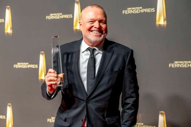 ABB FERNSEHPREIS- Stefan Raab Preistraeger mit dem Fernsehpreis zu Gast auf dem roten Teppich bei der Gala zr verleihung des Der Deutsche Fernsehpreis 2026 im Confex Center am 09.09.2026 in Koeln NRW Deutschland