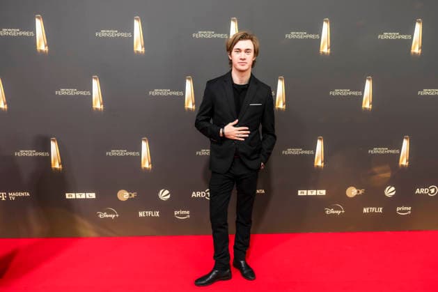 ABB FERNSEHPREIS- Alessandro Schuster zu Gast auf dem roten Teppich bei der Gala zr verleihung des Der Deutsche Fernsehpreis 2026 im Confex Center am 09.09.2026 in Koeln NRW Deutschland