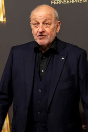 ABB FERNSEHPREIS- Leonard Lansink Gast auf dem roten Teppich bei der Gala zr verleihung des Der Deutsche Fernsehpreis 2026 im Confex Center am 09.09.2026 in Koeln NRW Deutschland