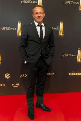 ABB FERNSEHPREIS- Maximilian Brueckner zu Gast auf dem roten Teppich bei der Gala zr verleihung des Der Deutsche Fernsehpreis 2026 im Confex Center am 09.09.2026 in Koeln NRW Deutschland