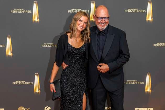 ABB FERNSEHPREIS- Frank Rosin, Sternekoch, mit Tochter Marlene zu Gast auf dem roten Teppich bei der Gala zr verleihung des Der Deutsche Fernsehpreis 2026 im Confex Center am 09.09.2026 in Koeln NRW Deutschland