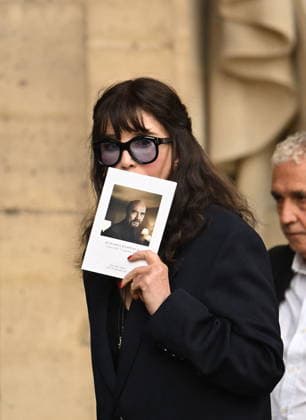 Jean-Paul Rappeneau Funeral - Paris Isabelle Adjani during the funeral of Jean-Paul Rappeneau, French director and screenwriter, at the Saint-Sulpice church in Paris, France, on September 10, 2026. The director of Cyrano de Bergerac, Jean-Paul Rappeneau, has died at the age of 94. Photo by Eliot Blondet ABACAPRESS.COM Paris France  Copyright: xBlondetxEliot ABACAx