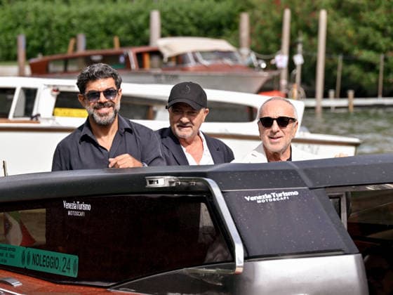 IPA88347986 - Venice, 83rd Venice International Film Festival 2026 - Day 9 - Arrivals at the Excelsior Hotel pier - Pictured: Pierfrancesco Favino, Giovanni Veronesi, Silvio Orlando  Copyright: xSimonexComix xPoolxPhotoxEventsx08x IPA88347986