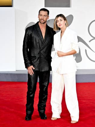 IPA88363656 - Venice, 83rd Venice International Film Festival 2026 - Night 9. Red Carpet for the film *UN PEU AVANT MINUIT*. Pictured: Claudio Marchisio, Roberta Sinopoli  Copyright: xSimonexComix xPoolxPhotoxEventsx08x IPA88363656