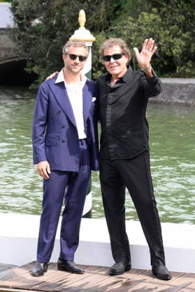 Francesco Carrozzini und Renzo Rosso bei der Ankunft am Pier des Hotels Excelsior auf der Biennale di Venezia 2026 83. Internationale Filmfestspiele von Venedig. Venedig, 10.09.2026