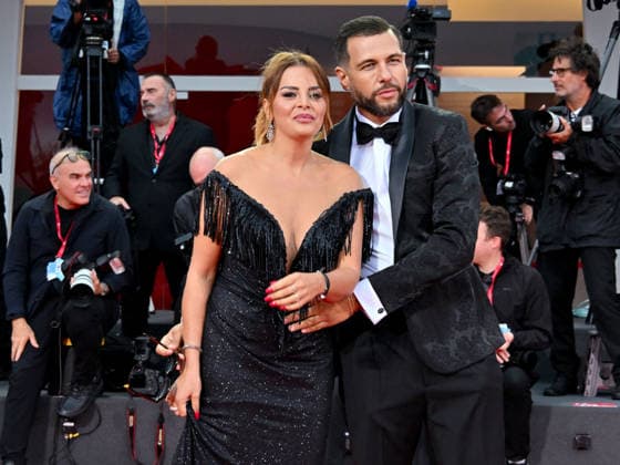 IPA88363359 - Venice, 83rd Venice International Film Festival 2026 - Night 9. Red Carpet for the film *Red Carpet UN PEU AVANT MINUIT* - Pictured: Alessandro Vicinanza and Roberta Di Padua from *Uomini e donne*  Copyright: xManuelexMangiarottix xPoolxPhotoxEventsx08x IPA88363359