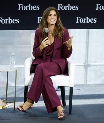Cindy Crawford speaks at the Forbes Power Women s Summit on Thursday, September 10, 2026 at Jazz at Lincoln Center in New York City.  NYP20260910113 JohnxAngelillo
