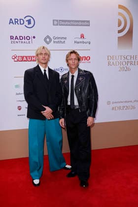 Fast Boy, Lucas Hain und Felix Hain bei der Verleihung Deutscher Radiopreis am 10.09.2026 im Musical Theater an der Elbe in Hamburg Fast Boy (Lucas Hain and Felix Hain) arrive for the annual German Radio Awards (Deutscher Radiopreis) ceremony on September 10, 2026 at the Musical Theater an der Elbe in Hamburg, Germany Deutscher Radiopreis Verleihung in Hamburg