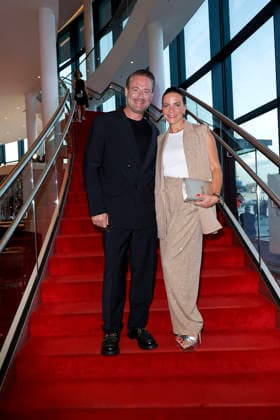 Sasha und seine Ehefrau Julia Roentgen bei der Verleihung Deutscher Radiopreis am 10.09.2026 im Musical Theater an der Elbe in Hamburg Sasha and his wife Julia Roentgen arrive for the annual German Radio Awards (Deutscher Radiopreis) ceremony on September 10, 2026 at the Musical Theater an der Elbe in Hamburg, Germany Deutscher Radiopreis Verleihung in Hamburg