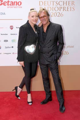Sabrina Winter und Steve Norman von Spandau Ballet bei der Verleihung des 17. Deutschen Radiopreises 2026 im Stage Theater an der Elbe. Hamburg, 10.09.2026