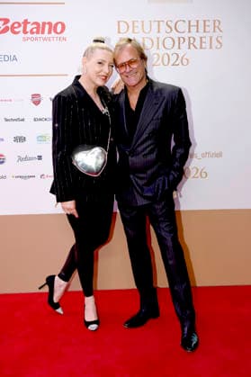 Sabrina Winter und Steve Norman von Spandau Ballet bei der Verleihung des 17. Deutschen Radiopreises 2026 im Stage Theater an der Elbe. Hamburg, 10.09.2026