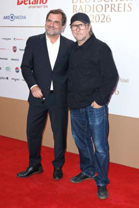 Andreas Altenburg und Bjarne Mädel bei der Verleihung des 17. Deutschen Radiopreises 2026 im Stage Theater an der Elbe. Hamburg, 10.09.2026
